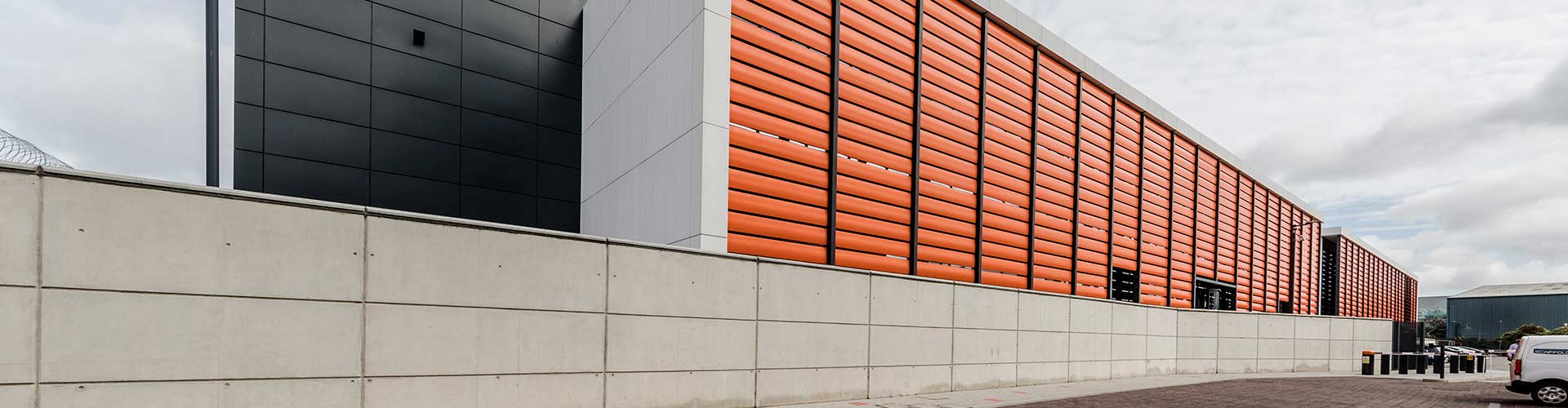 NTT Hemel-Hempstead 3 Data Center Exterior